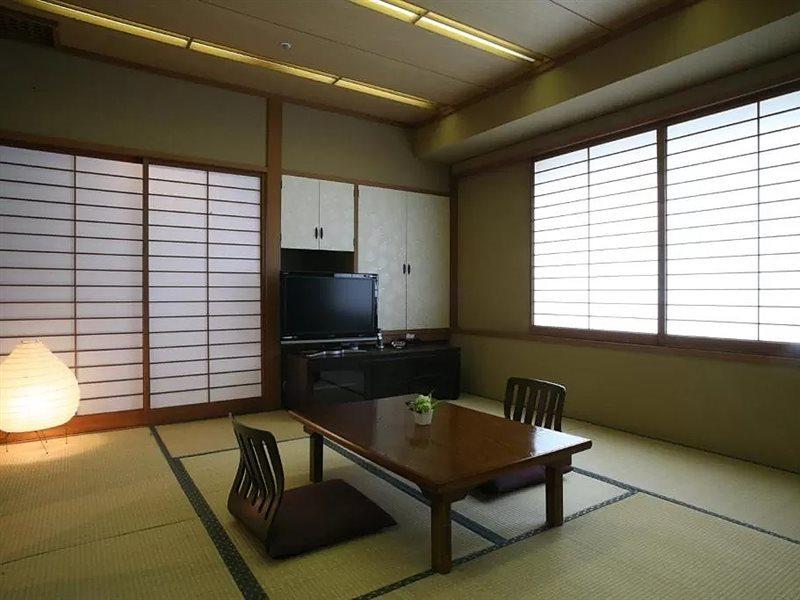 King Ambassador Hotel Kumagaya Esterno foto