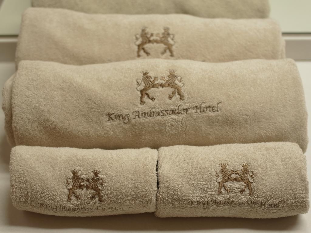 King Ambassador Hotel Kumagaya Camera foto
